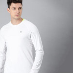 "Men White Solid Round Neck T-shirt